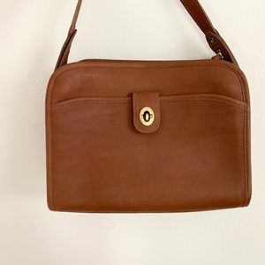 Vintage never used Laura USA brown leather purse